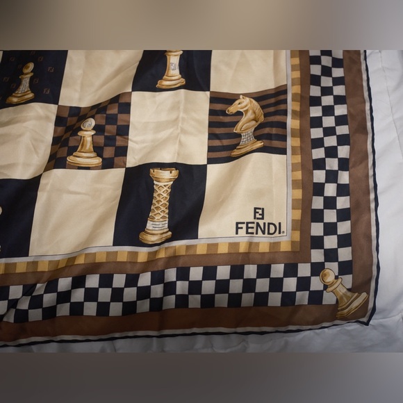 Fendi chessboard pattern silk scarf - Picture 4 of 7